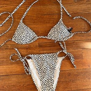 kendall+kylie bikini